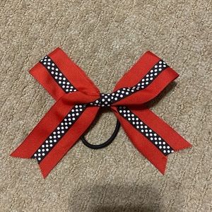 Hair bow with hair tie